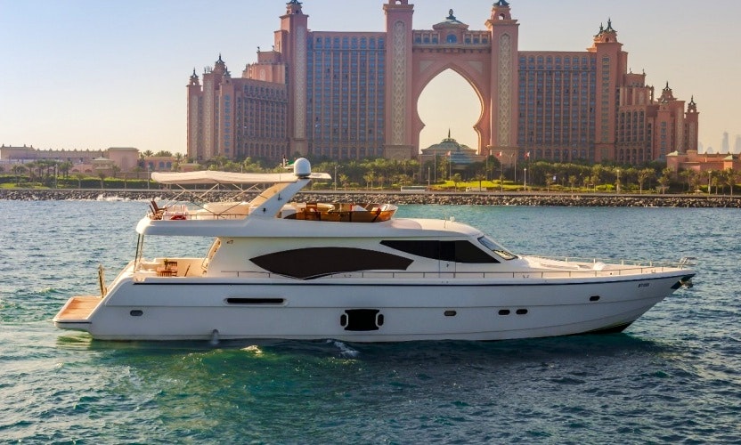 Yacht Rental Options Costs and Other Information in Dubai